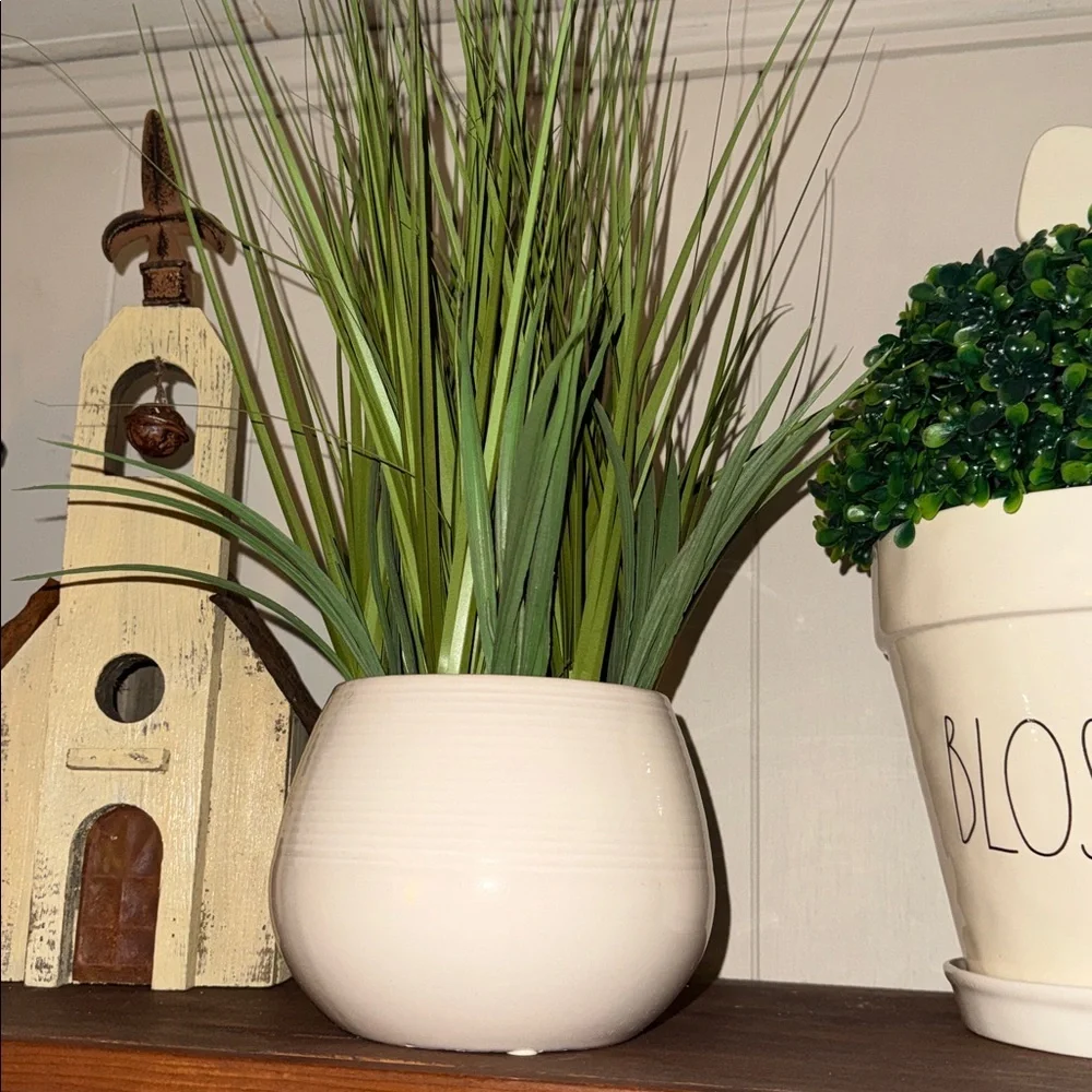 17” Artificial Green Grass Plant in White Planter Pot Home Accent & Decor